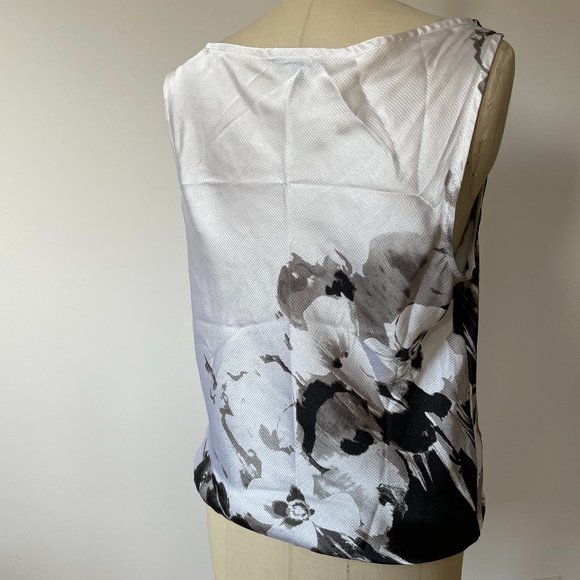 3For$20/Le Château Chic Tank Top - Made in 🇨🇦 - Picture 4 of 7